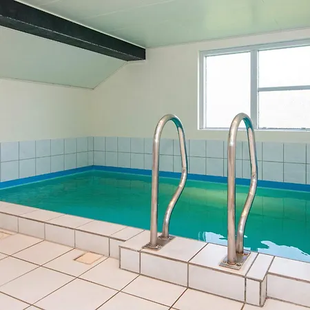 5 Star In Juelsminde Ferienhaus *